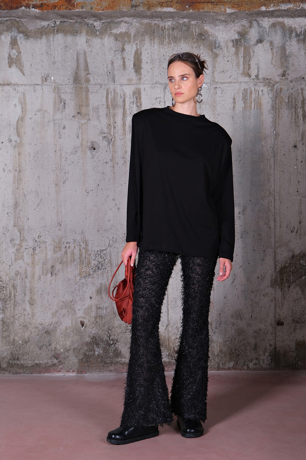 Black Oversize Tshirt With Pads