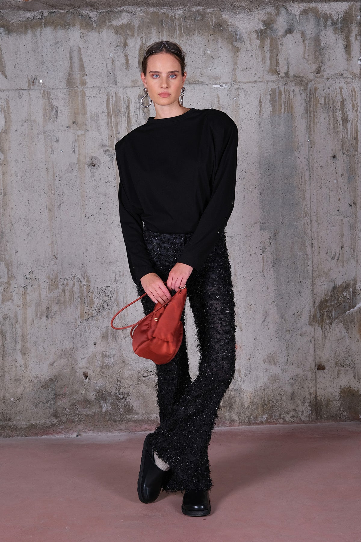Black Oversize Tshirt With Pads